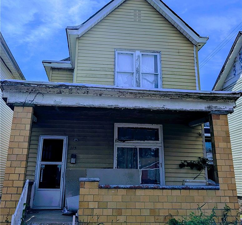1st image of 215 16th St