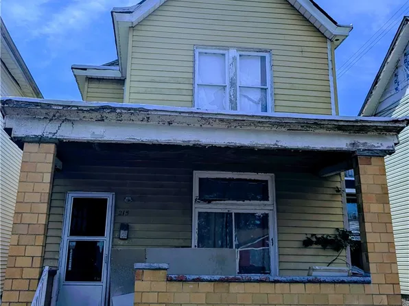 215 16th St, Beaver Falls, PA 15010