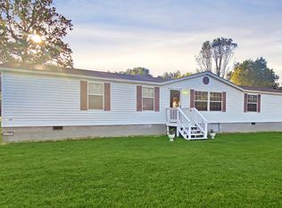 1215 Blue Creek Rd, Tullahoma, TN 37388