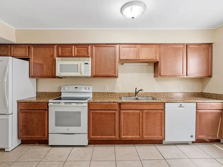 4117 Rainbow Dr — Photo 13
