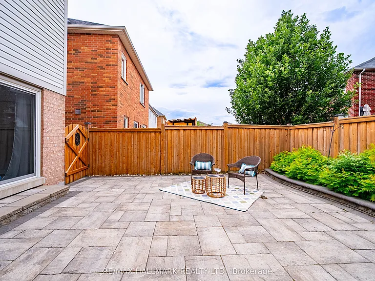 406 Reeves Way Blvd — Photo 43