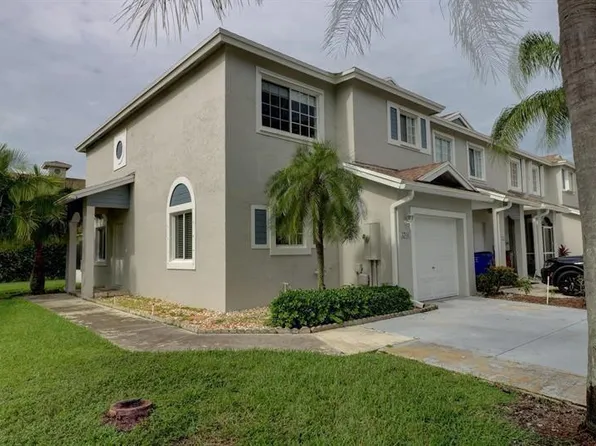 4768 SW 14th Ct, Deerfield Beach, FL 33442