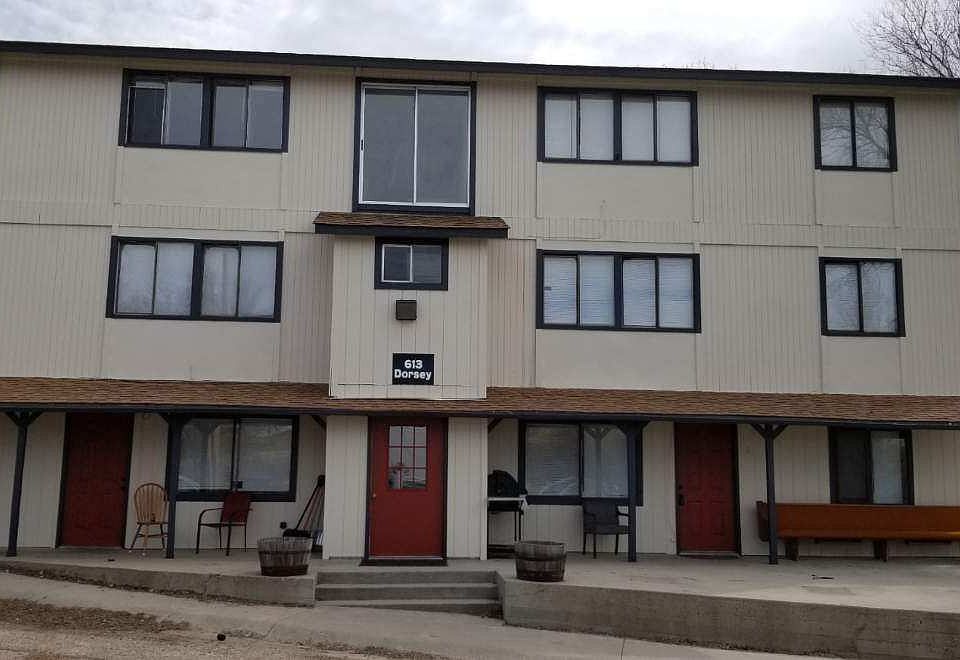 1st image of 613 Dorsey Ave #4