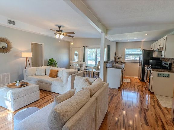 2nd image of 648 N LAKE AVENUE