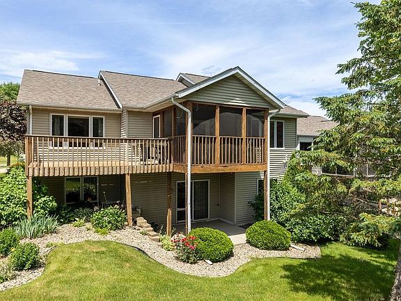 2nd image of 209 Morningside Dr
