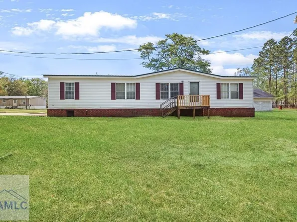 84 Oak Hill Rd, Hinesville, GA 31313