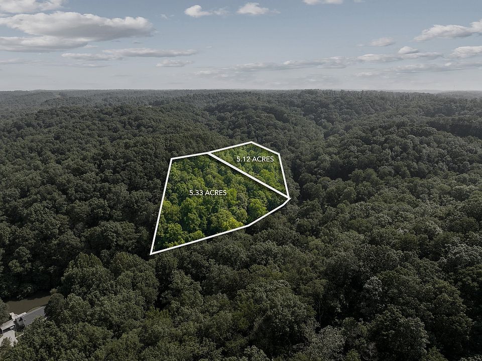 1st image of 22 Deer Wood Trl