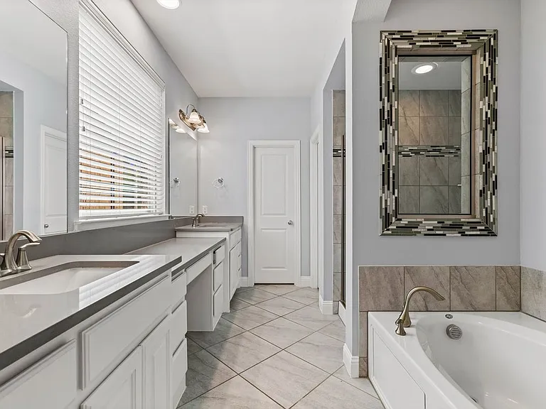 1514 Carnation St — Photo 13