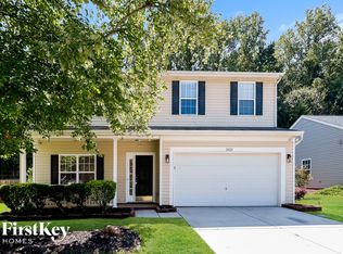 2020 Pheasant Glen Rd, Charlotte, NC 28214