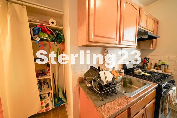Rented by Sterling Realty Solution Inc | media 27