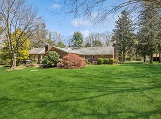 1926 Midlane, Syosset, NY 11791