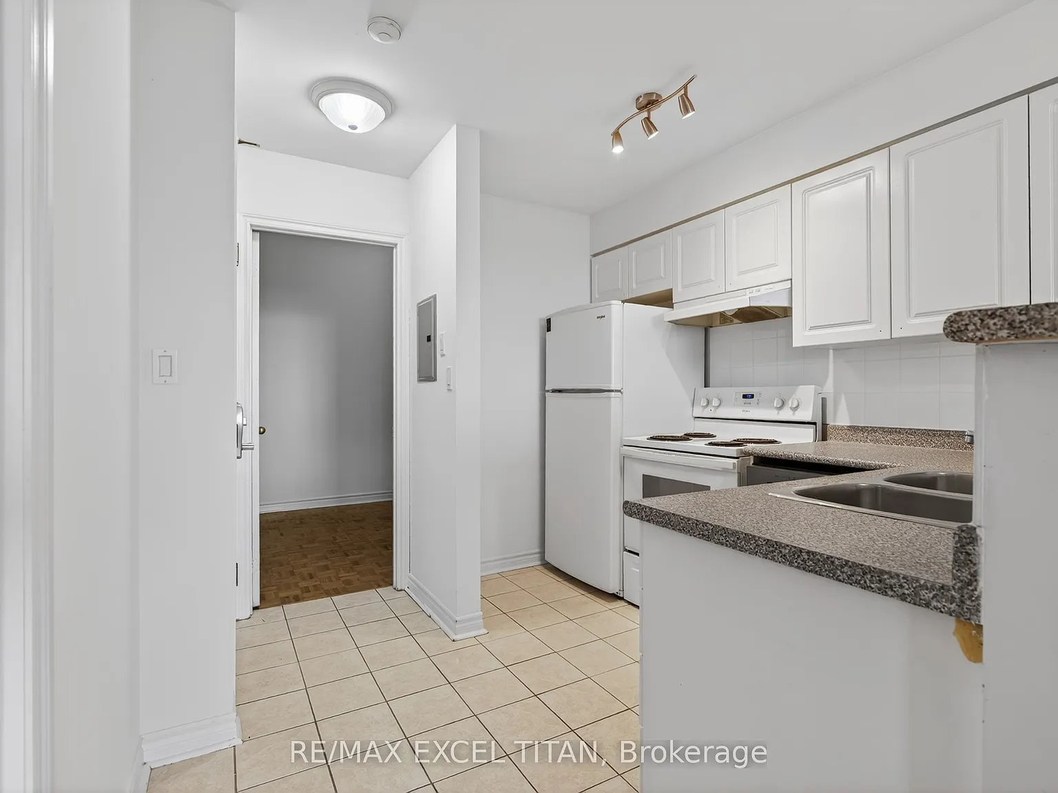 1 bed, $1,700 — Photo 3