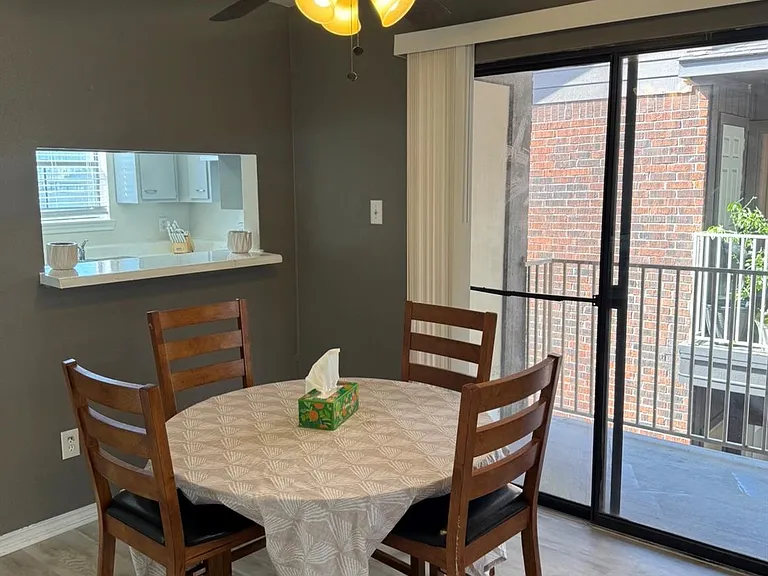 3130 Walnut Bend Ln #424 — Photo 9
