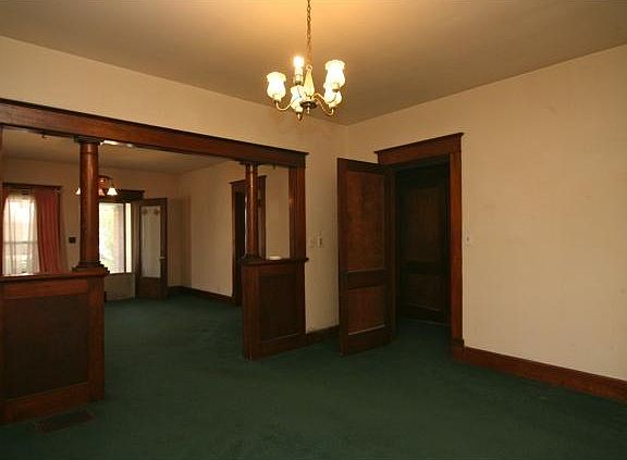 5th image of 21 N Bradley Ave