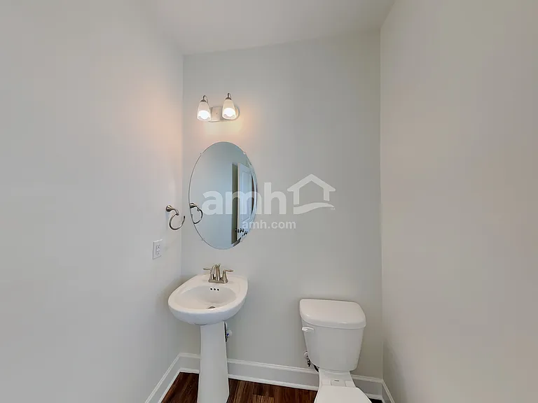 1033 Bluewater Point Dr — Photo 7