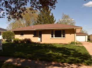 2810 Concordia Dr, Rockford, IL 61109