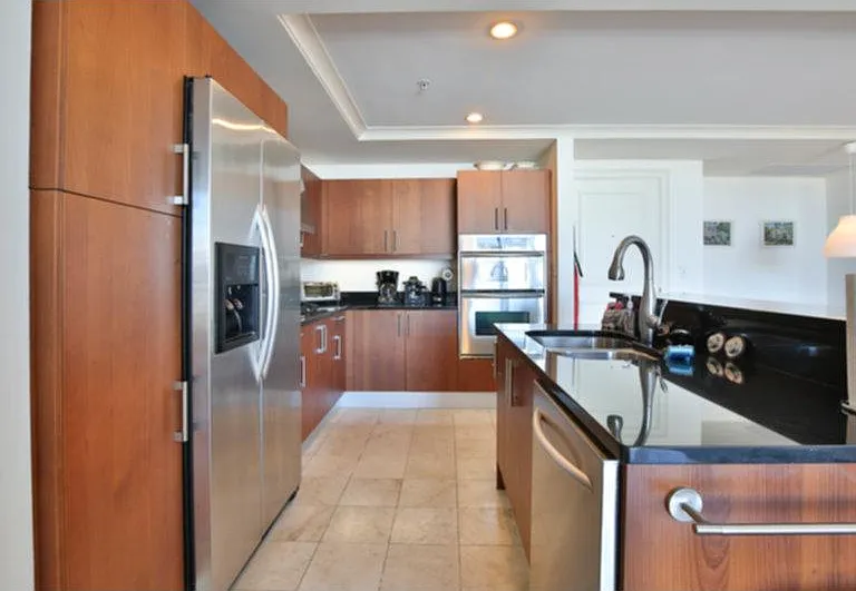 1350 Main St #1000 — Photo 10