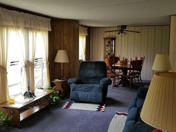4th image of 5160 Mirror Lake Dr