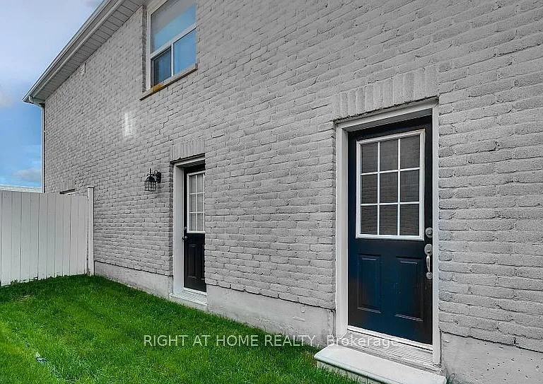 132 Dean Ave #BASEMENT — Photo 6