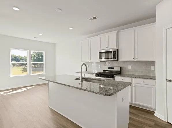 436 Beautyberry St, Simpsonville, SC 29681