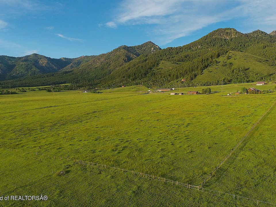2nd image of 3331 County Road 110