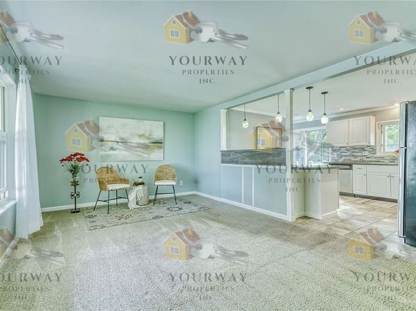 18 Blueberry Cres