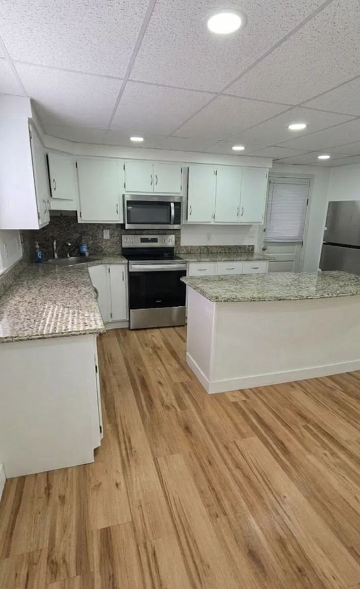 3 bed, 1088 sqft, $1,100 — Photo 2