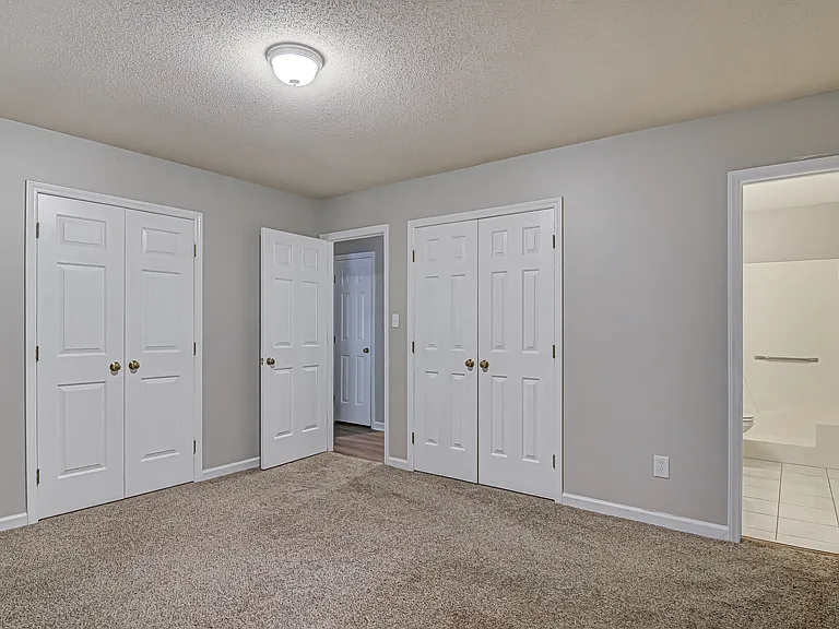 4639 Lawndale Dr — Photo 23