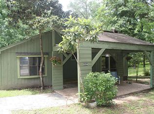 6054 Skylane Dr, Montgomery, TX 77316