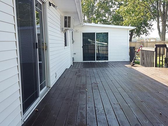 5th image of 23897 W Meadow Dr