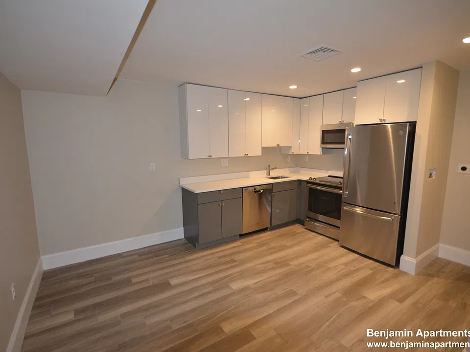 26 Pembroke St #3