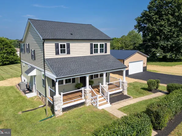 1131 N Manor Rd, Honey Brook, PA 19344