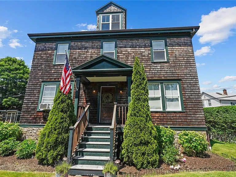 52 Berkeley Ave — Photo 1