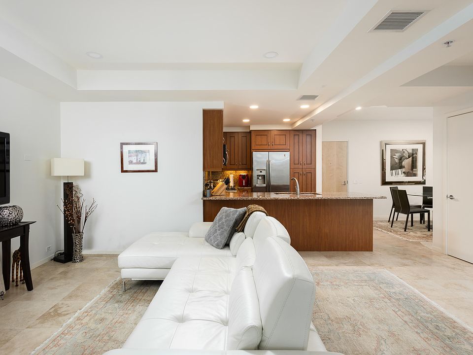 1st image of 7127 E Rancho Vista Dr Unit 2004