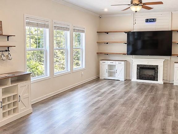 5th image of 333 Calmont Dr