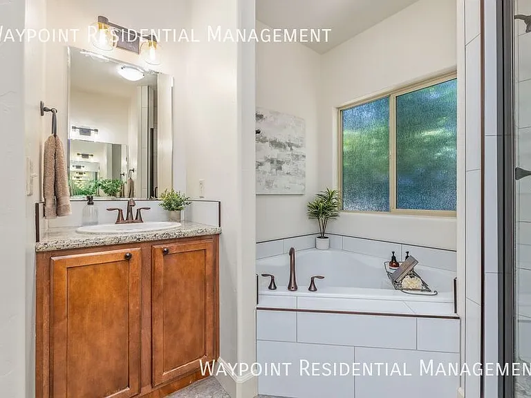 5956 N Bremerton Pl — Photo 23