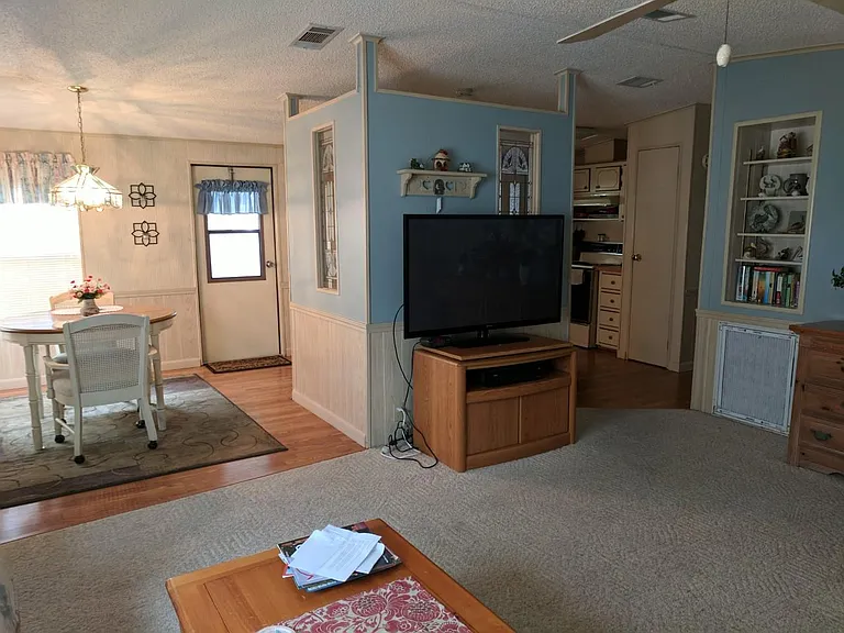 9861 Spyglass Ct — Photo 22