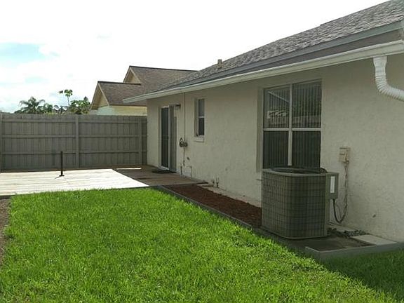 2nd image of 3200 Smoke Signal Cir