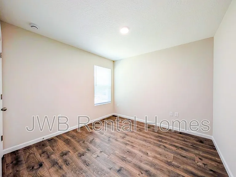 1278 Easter St #1 — Photo 9