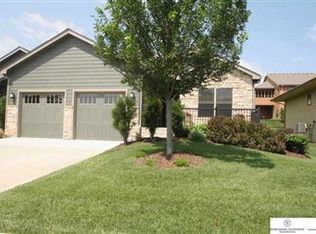 5754 N 157th St, Omaha, NE 68116