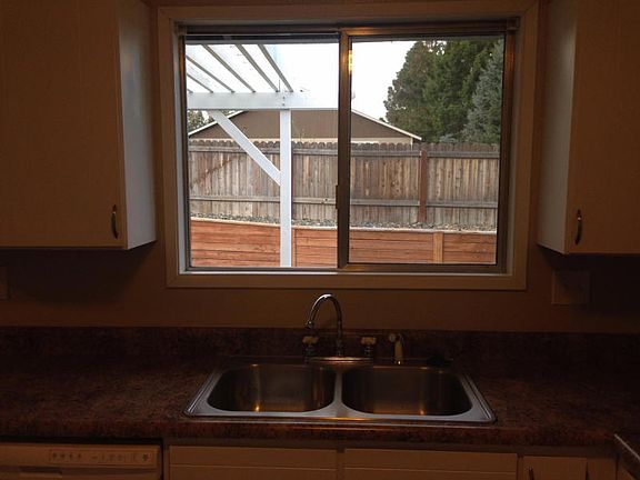 4th image of 3141 Bermuda St