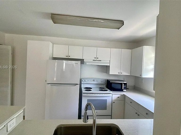 4071 NW 87th Ave #0 — Photo 1