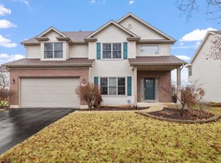 2226 Kealsy Ln, Aurora, IL 60503