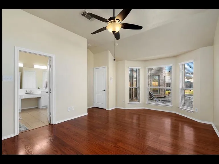 21006 Narrow Gate Dr — Photo 11