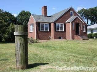 80 Sunset Rd, Bay Shore, NY 11706