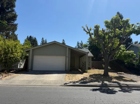 238 Hummingbird Court, Healdsburg, CA 95448