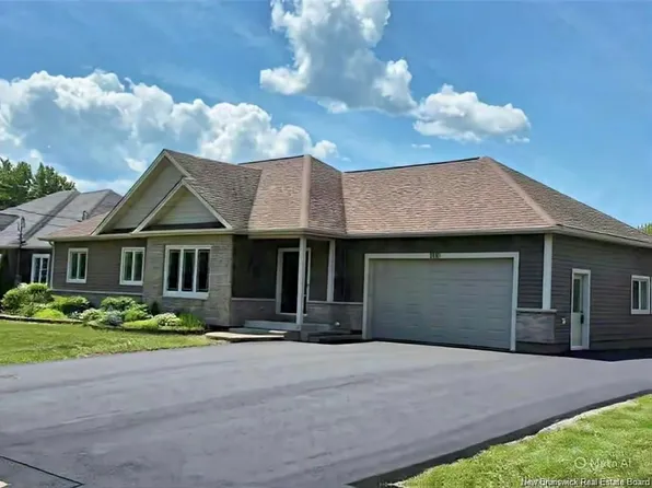 1003 Bourque Rd, Dieppe, NB E1A 8S7