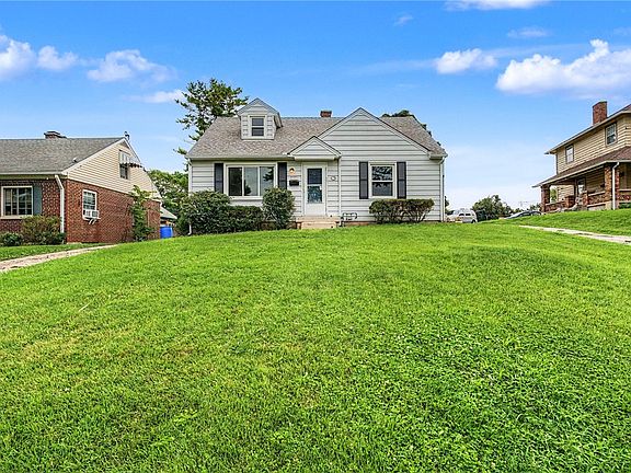 5th image of 1221 Brookview Ave