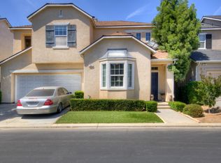 727 W Siena Ln, Clovis, CA