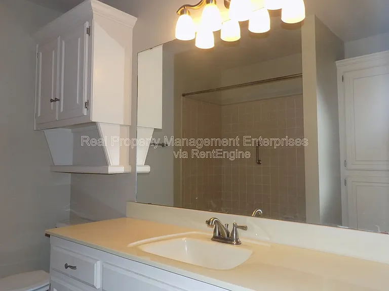 10018 Birkenhead Ct — Photo 12